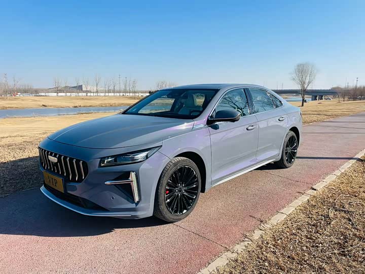 Geely Preface L 2024 2024款 油混 1.5TD 天宫版