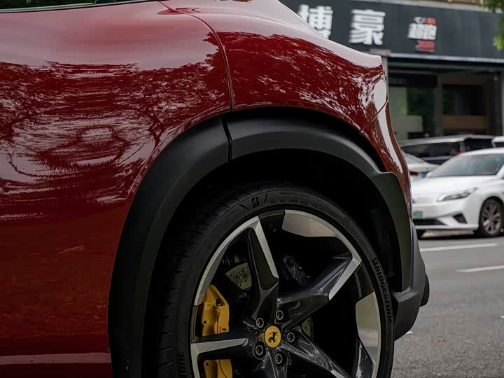 Ferrari Purosangue 2023 2023款 6.5L V12