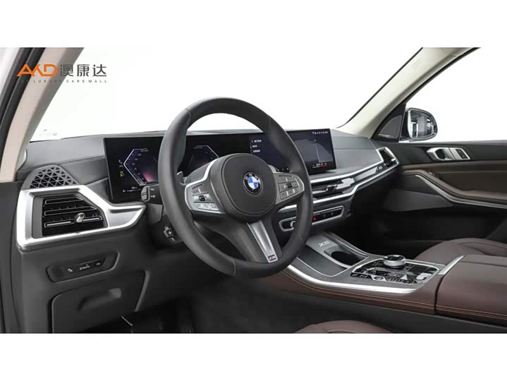 BMW X5 2023 2023款 xDrive 30Li 尊享型M运动曜夜套装