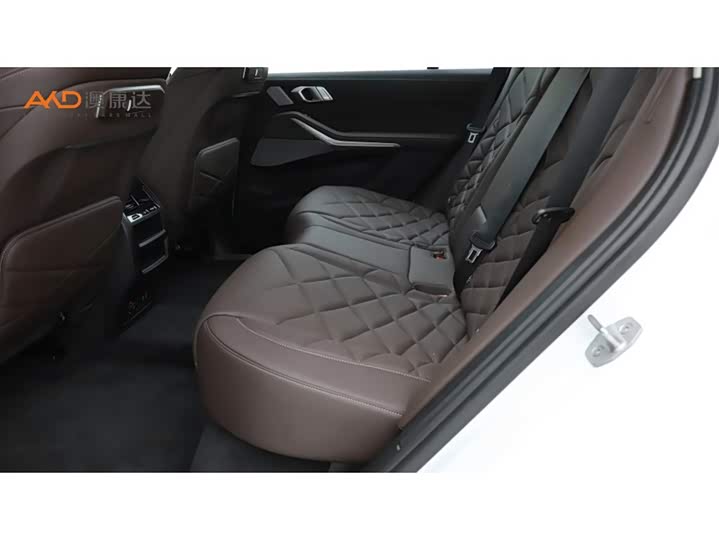 BMW X5 2023 2023款 xDrive 30Li 尊享型M运动曜夜套装