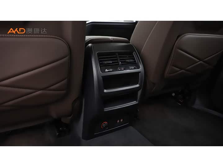 BMW X5 2023 2023款 xDrive 30Li 尊享型M运动曜夜套装