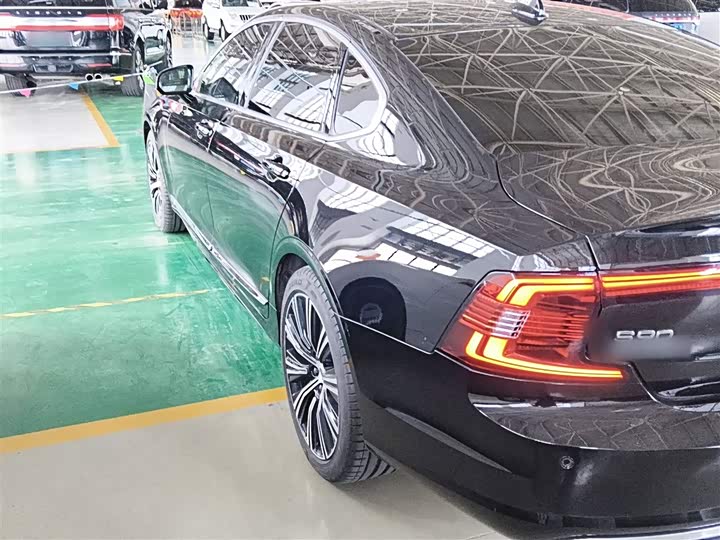 Volvo S90 2025 2025款 B5 智远豪华版
