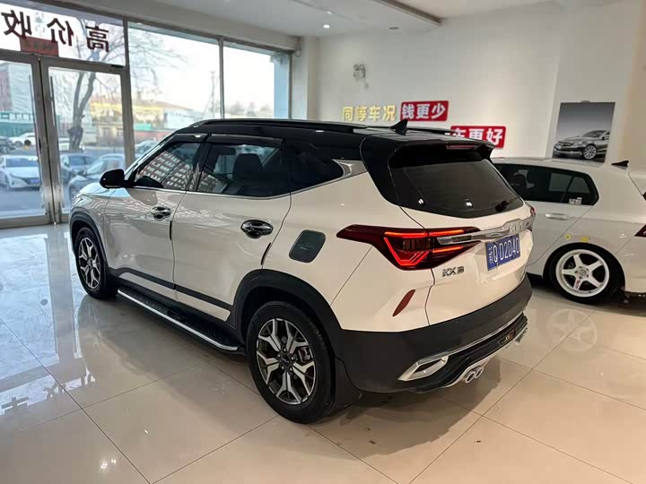 Kia KX3 2021 2021款 1.5L CVT焕新版