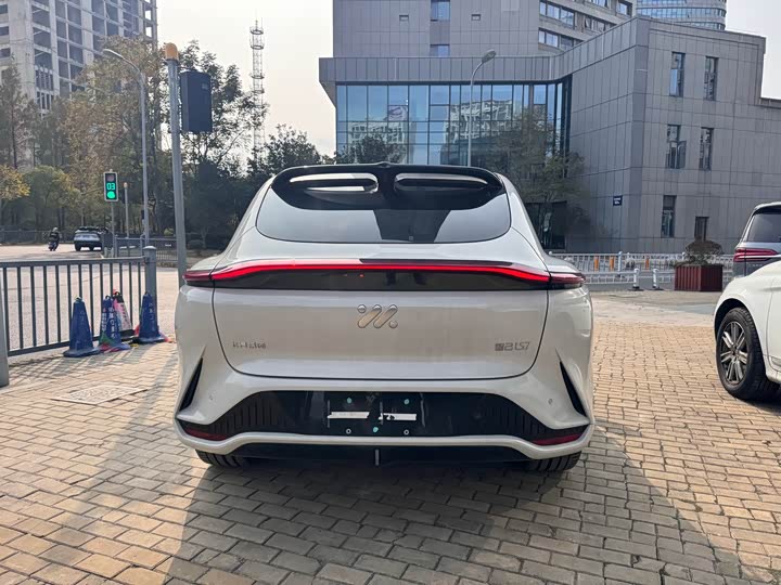 IM motors LS7 2025 2025款 焕新版 Ultra