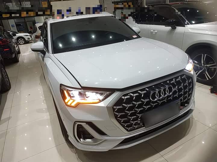 Audi Q3 2024 2024款 35 TFSI 时尚动感型
