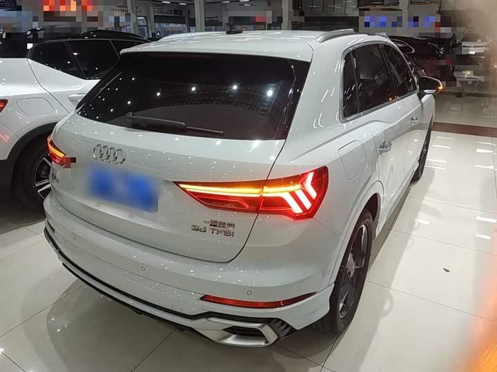 Audi Q3 2024 2024款 35 TFSI 时尚动感型