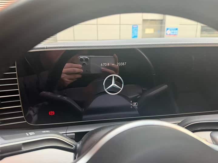 Mercedes-Benz GLE-Class Coupe 2022 2022款 GLE 450 4MATIC 轿跑SUV 时尚型