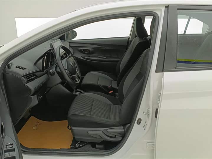 Toyota Vios 2022 2022款 1.5L 20周年纪念版