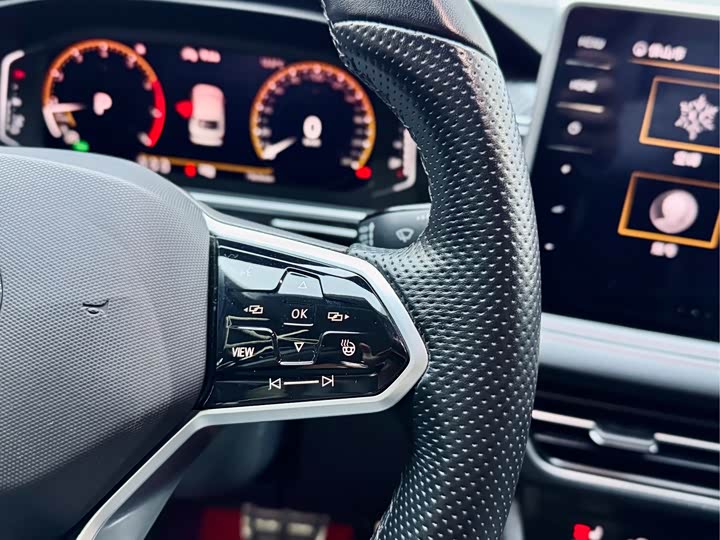 Volkswagen Tiguan X 2022 2022款 330TSI 两驱旗舰版