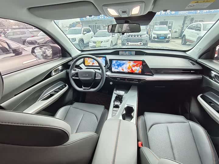 Changan Oshan Z6 2023 2023款 蓝鲸 1.5T DCT智享型