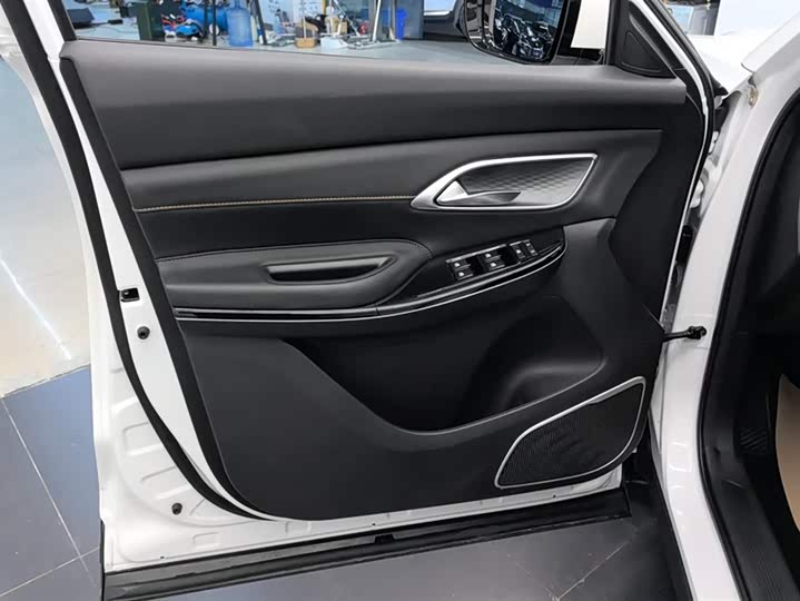 Changan X7 Plus 2024 2024款 1.5T 自动尊耀型 7座