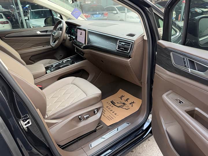 Volkswagen Viloran 2024 2024款 380TSI 尊贵版