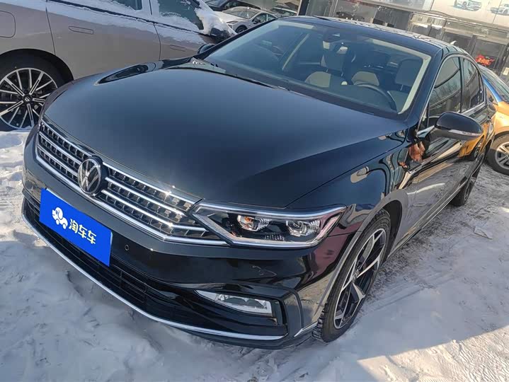 Volkswagen Magotan 2025 2025款 改款 众享款 330TSI DSG豪华型