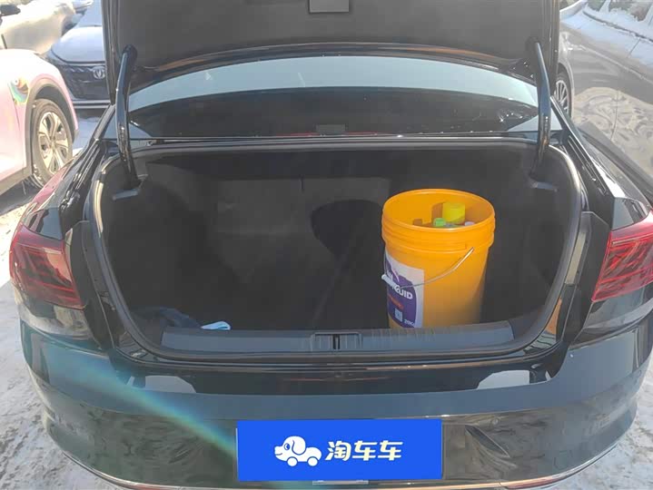 Volkswagen Magotan 2025 2025款 改款 众享款 330TSI DSG豪华型