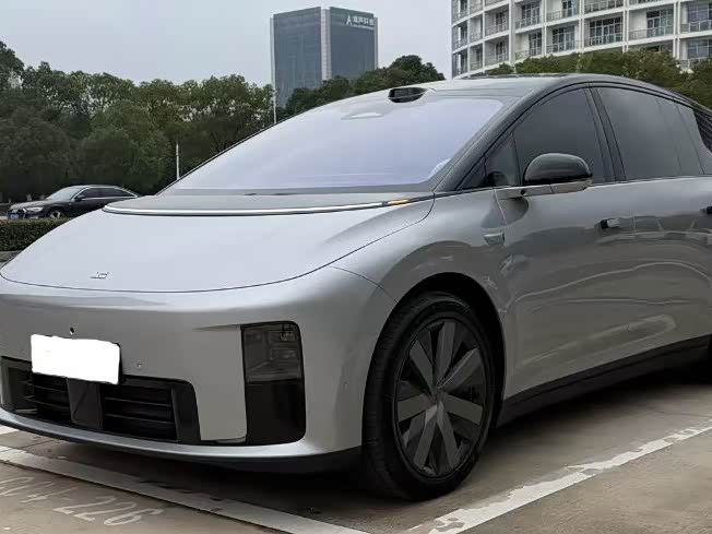 LiXiang i6 2025 2025款 两驱标准版