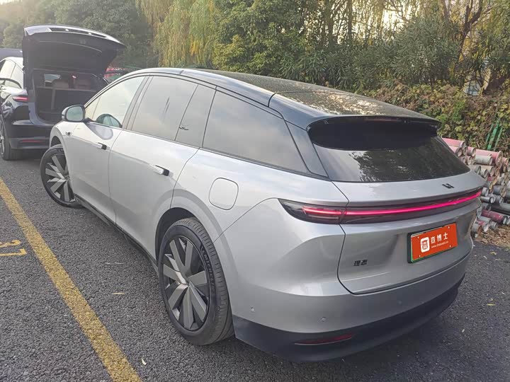 LiXiang i6 2025 2025款 两驱标准版