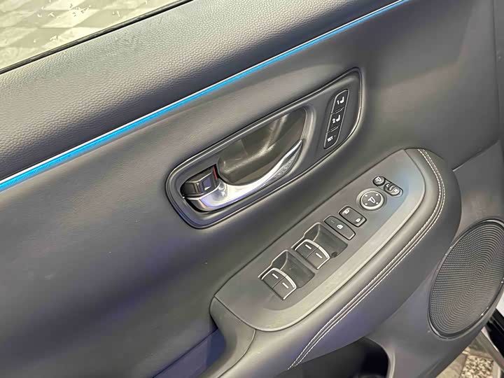 Honda HR-V 2023 2023款 2.0L e:HEV 动魄版