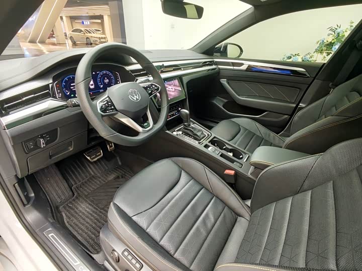 Volkswagen CC 2024 2024款 380TSI 夺目 众享款