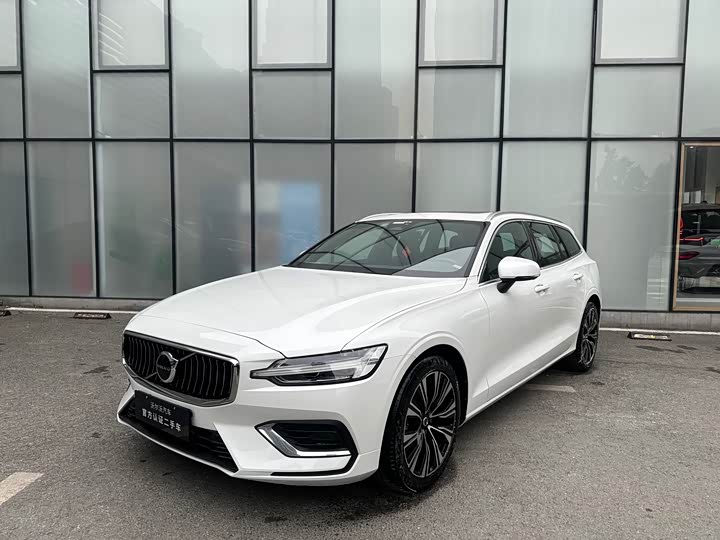 Volvo V60 2025 2025款 B5 智远豪华版