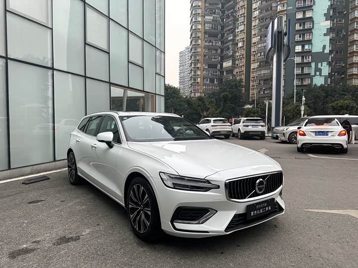 Volvo V60 2025 2025款 B5 智远豪华版