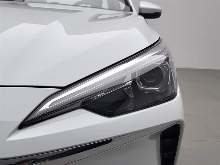 Roewe i5 2023 2023款 1.5L 手动舒享版