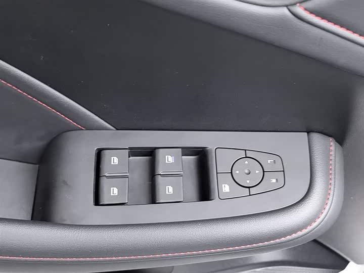 Roewe i5 2023 2023款 1.5L 手动舒享版