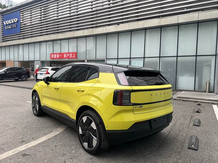 Volvo EX30 2025 2025款 后驱长续航版 Ultra