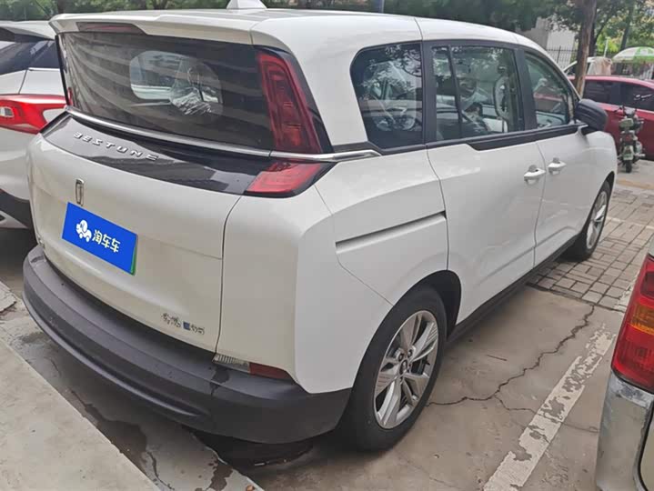Bestune NAT 2023 2023款 PRO 舒享出行加长换电版 401km