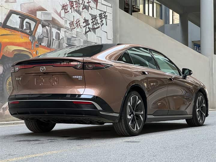 Mazda EZ-6 2024 2024款 纯电480智悦版