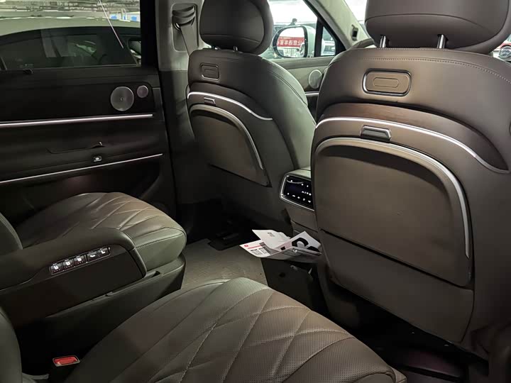 Aito M9 2025 2025款 纯电 Max版 100kWh 6座版