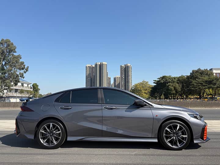 GAC Trumpchi Empow R 2025 2025款 270T DCT 影豹R-Style劲享版