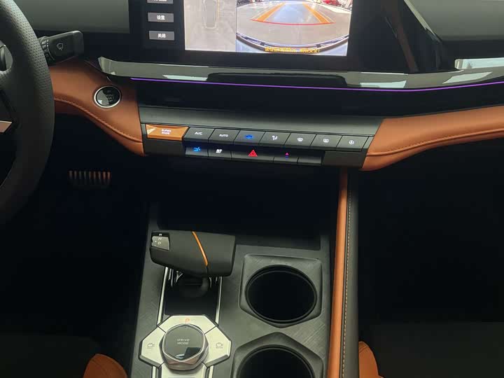 Changan UNI-V 2025 2025款 1.5T 500Bar高能运动版