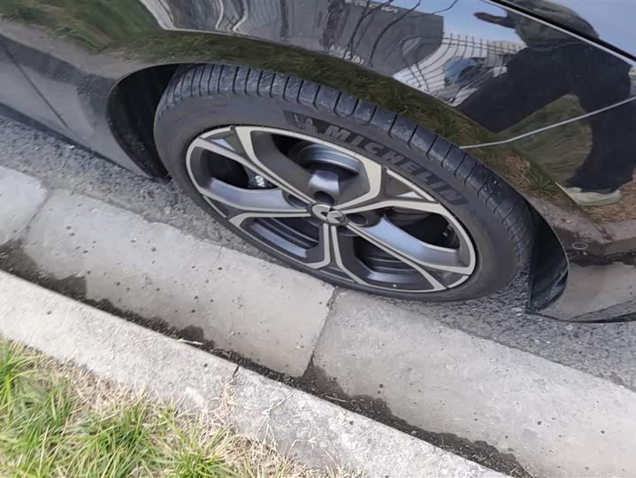 Nio ET5T 2025 2025款 冠军纪念版 75kWh Touring