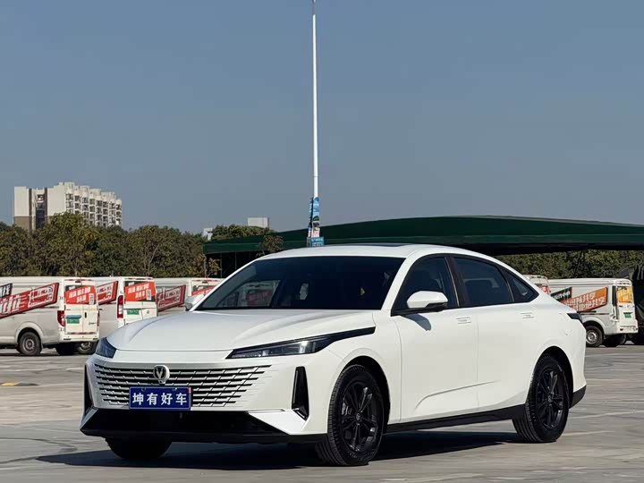 Changan Yida 2023 2023款 蓝鲸NE 1.5T GDI DCT尊享型