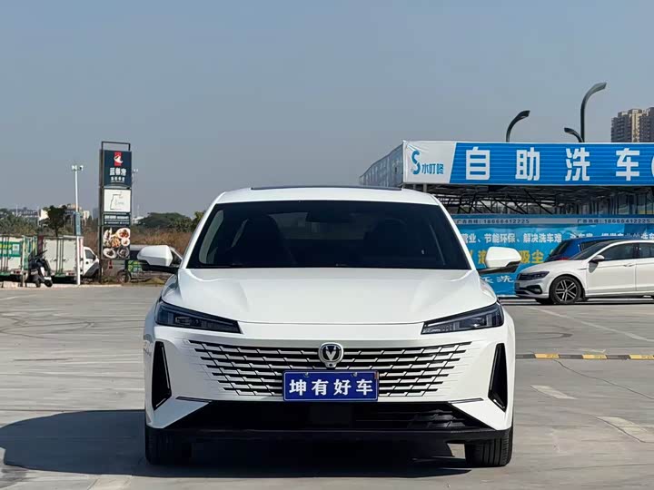 Changan Yida 2023 2023款 蓝鲸NE 1.5T GDI DCT尊享型