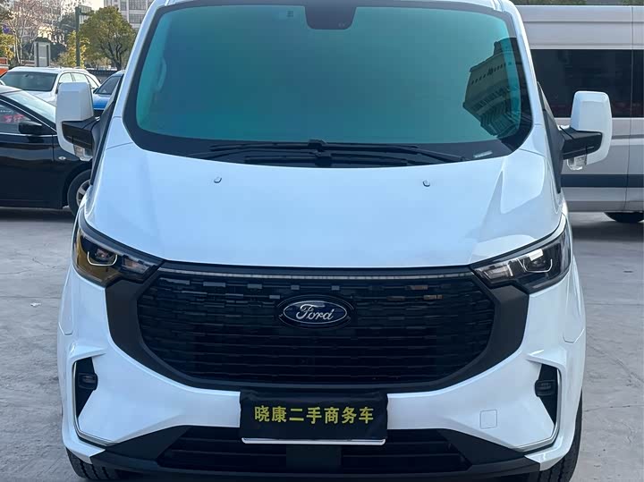 Ford Transit 2023 2023款 2.0T柴油手动商旅型短轴低顶7/8/9座