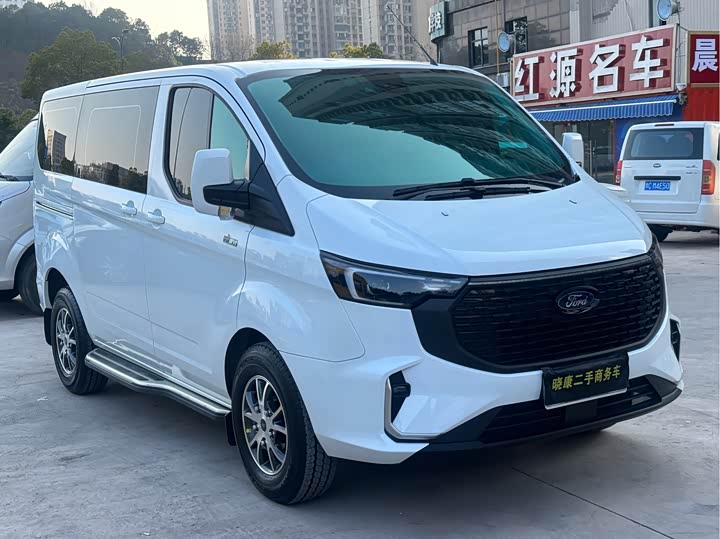 Ford Transit 2023 2023款 2.0T柴油手动商旅型短轴低顶7/8/9座