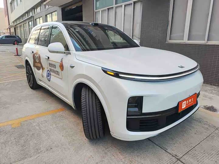 LiXiang L8 2025 2025款 Max 智能焕新版