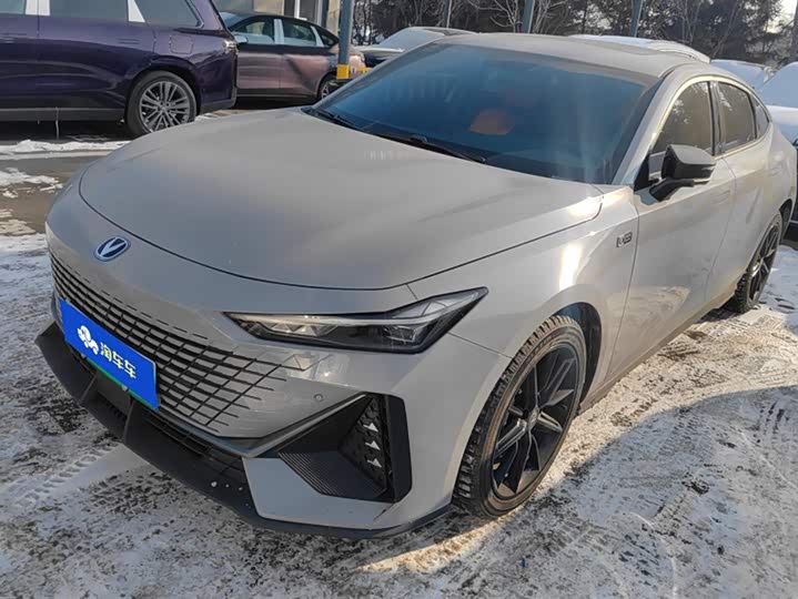 Changan UNI-V Hybrid 2023 2023款 智电iDD 1.5T 113km智趣型（飞快版）