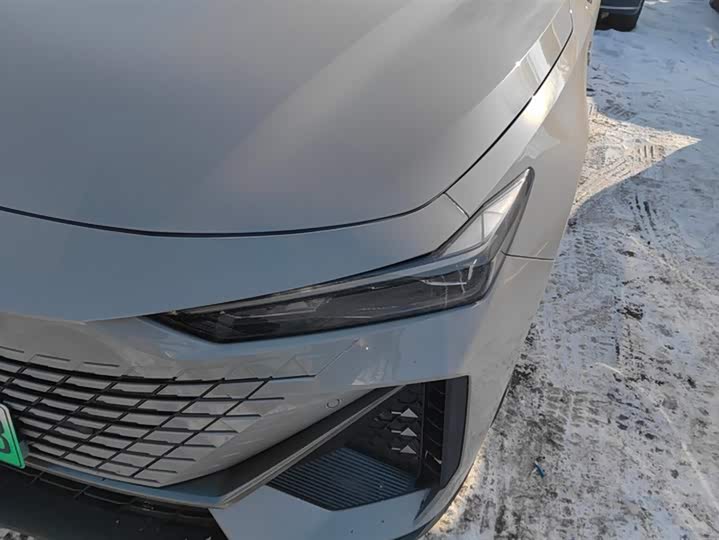 Changan UNI-V Hybrid 2023 2023款 智电iDD 1.5T 113km智趣型（飞快版）