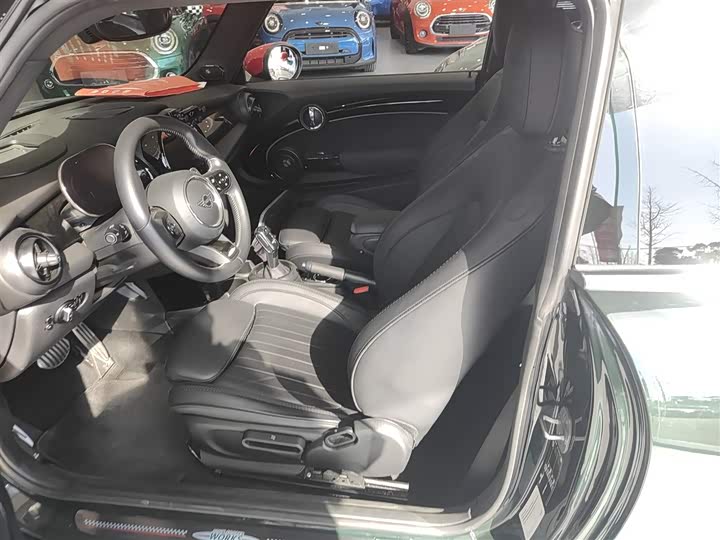 Mini Mini JCW 2023 2023款 2.0T JOHN COOPER WORKS ALL-IN