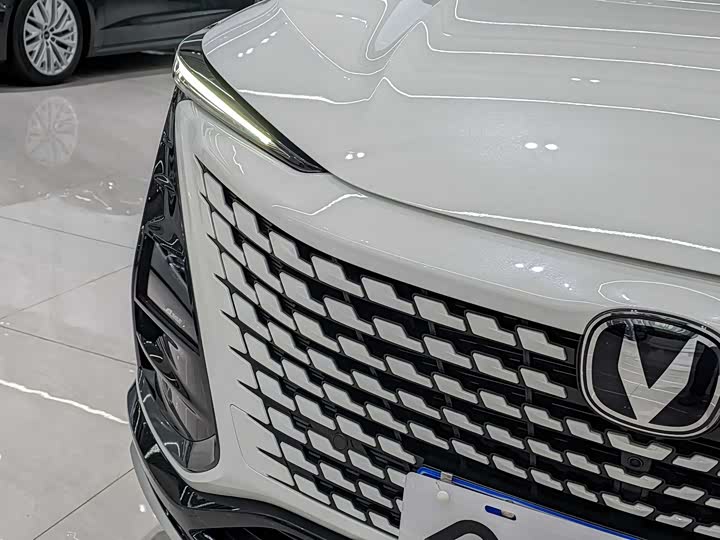 Changan UNI-T 2023 2023款 第二代 1.5T 尊贵型