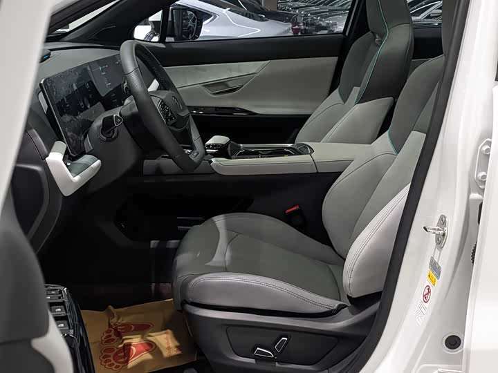 Changan UNI-T 2023 2023款 第二代 1.5T 尊贵型