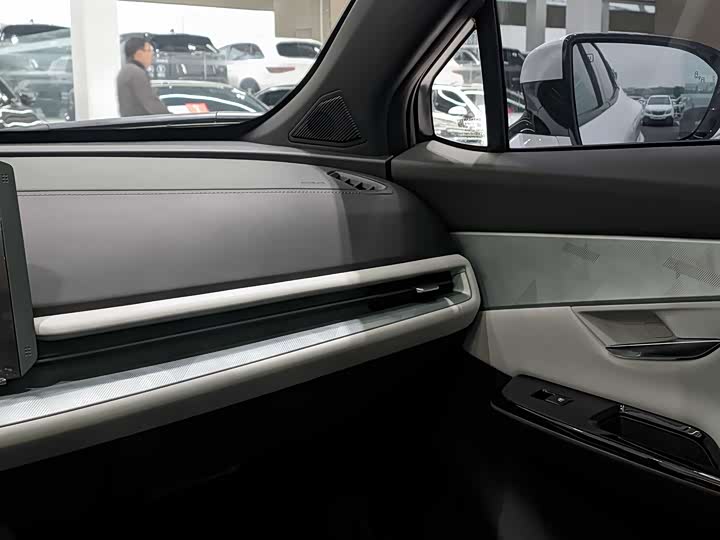 Changan UNI-T 2023 2023款 第二代 1.5T 尊贵型