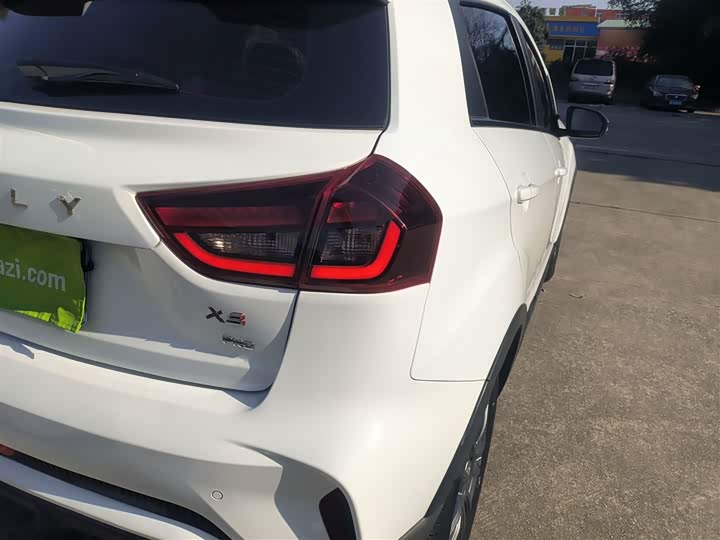 Geely Vision X3 2021 2021款 PRO 1.5L CVT尊贵型