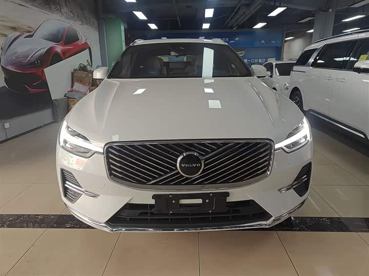 Volvo XC60 2026 2026款 B5 四驱智远豪华版