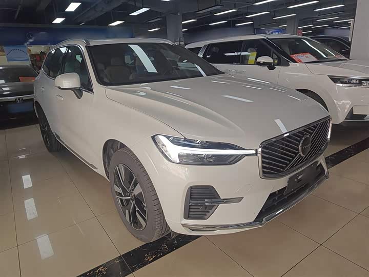 Volvo XC60 2026 2026款 B5 四驱智远豪华版