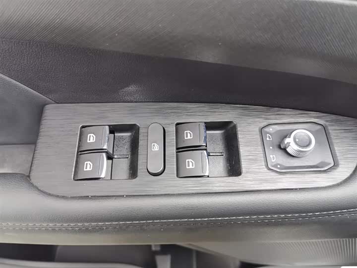 Great Wall King Kong Poer 2023 2023款 2.0T手动柴油两驱精英型长箱GW4D20M