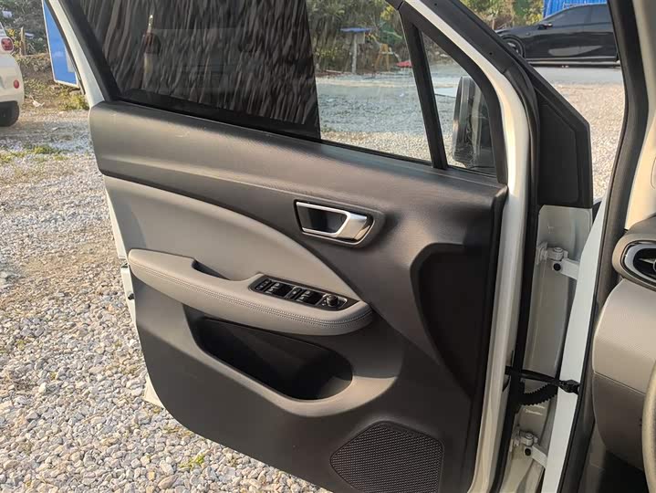 Leapmotor T03 2025 2025款 310舒享版