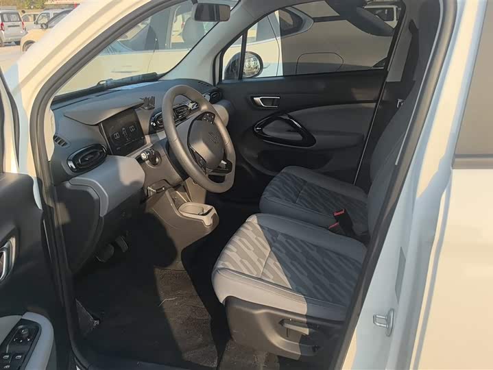 Leapmotor T03 2025 2025款 310舒享版